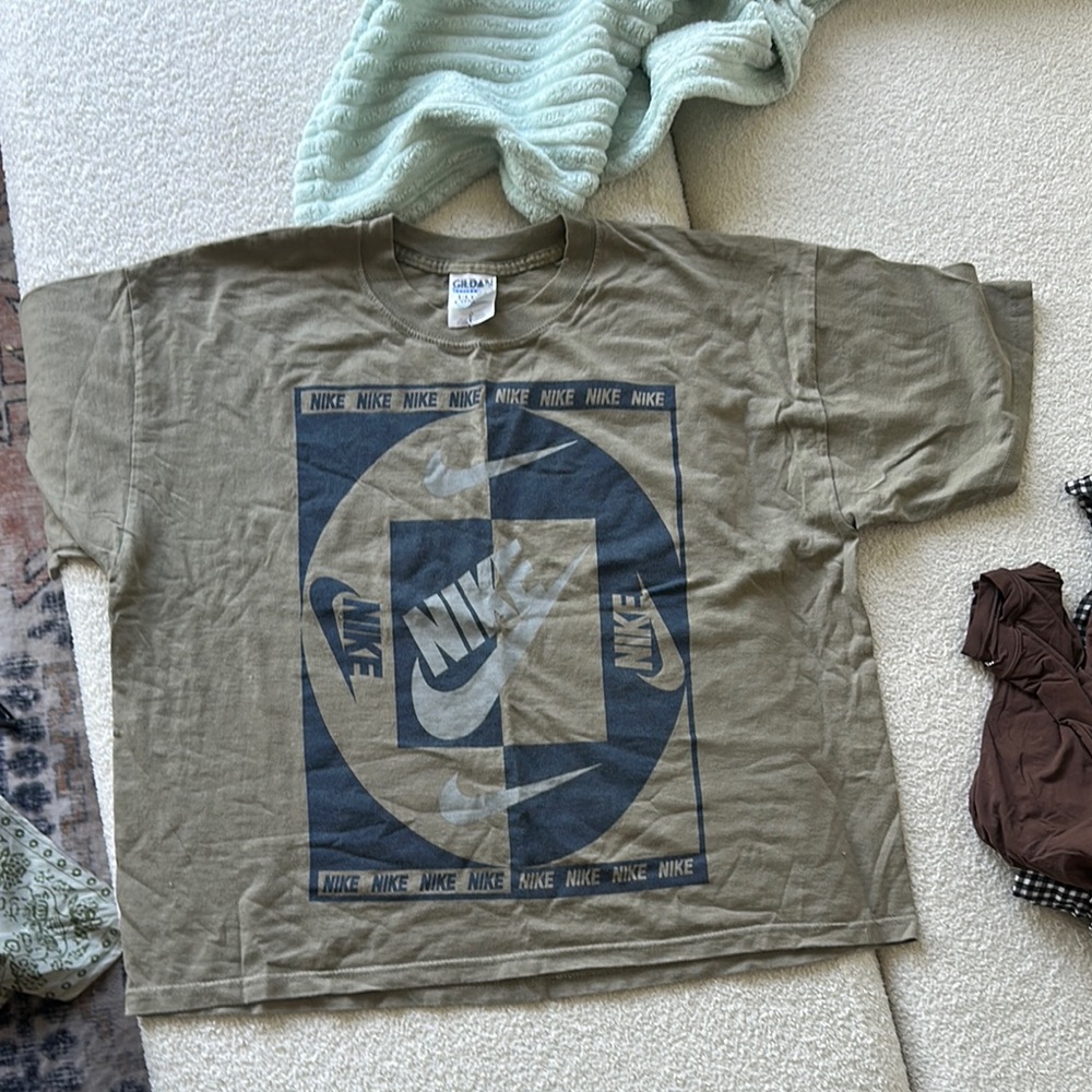 Nike Khaki Graphic Tee